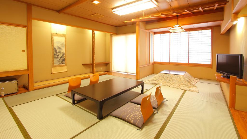 Isawa View Hotel Fuefuki Экстерьер фото
