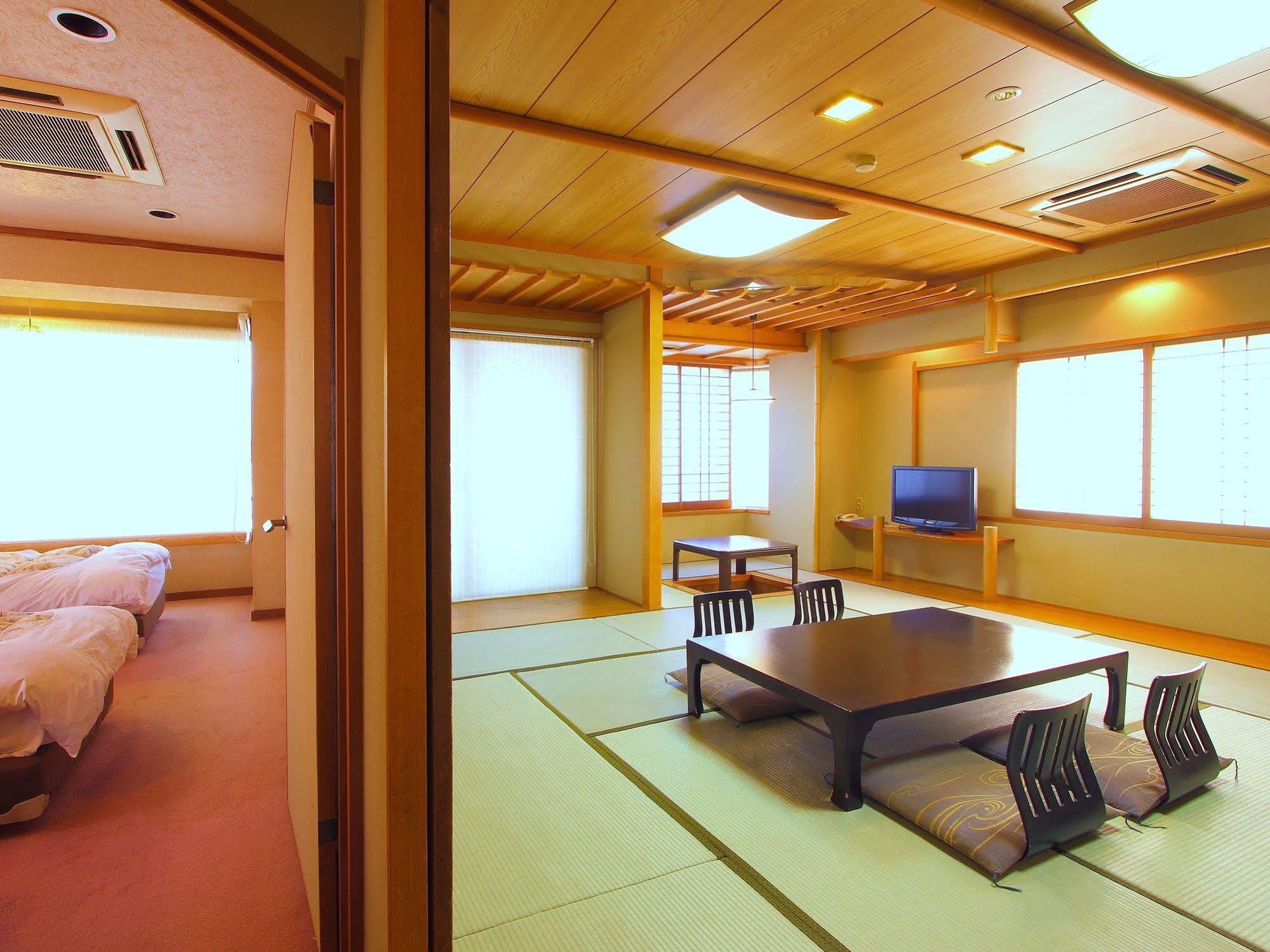 Isawa View Hotel Fuefuki Экстерьер фото